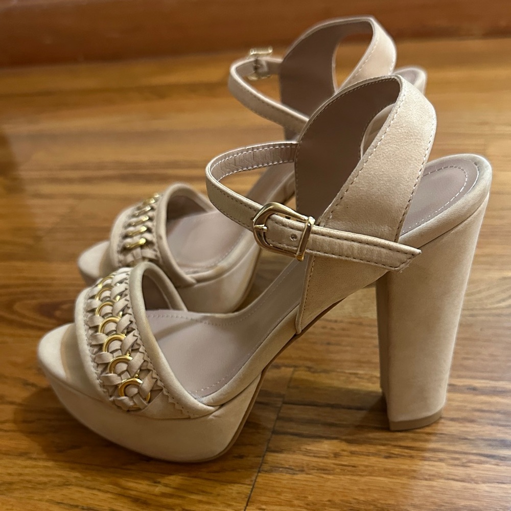 🛍️SALE🛍️ DERİMOD Beige Platform Block Heel Sandals with Ankle Straps - Picture 4 of 9